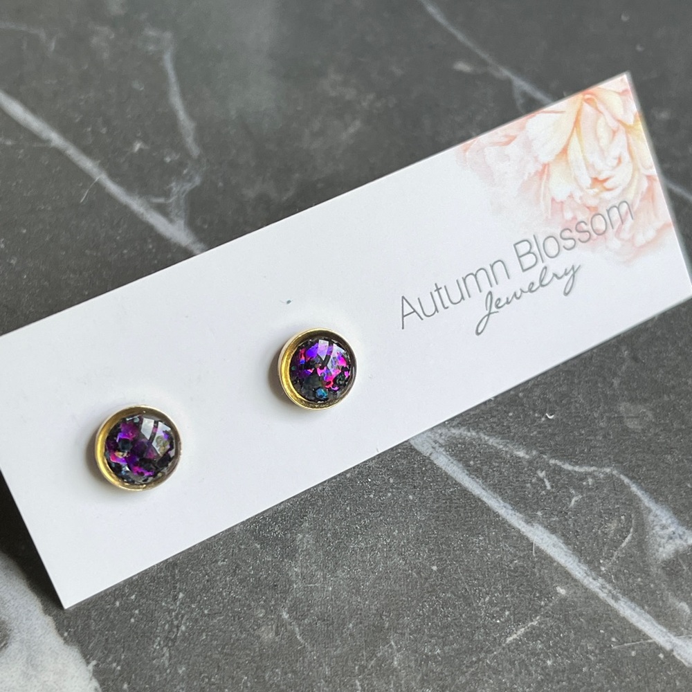 Black and holographic purple post earrings